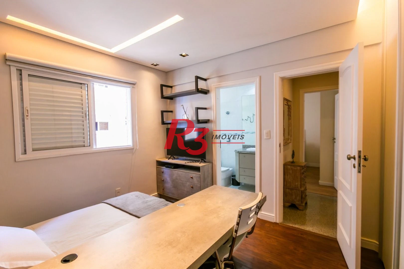Apartamento para alugar, 204 m² por R$ 23.000,01/mês - Gonzaga - Santos/SP