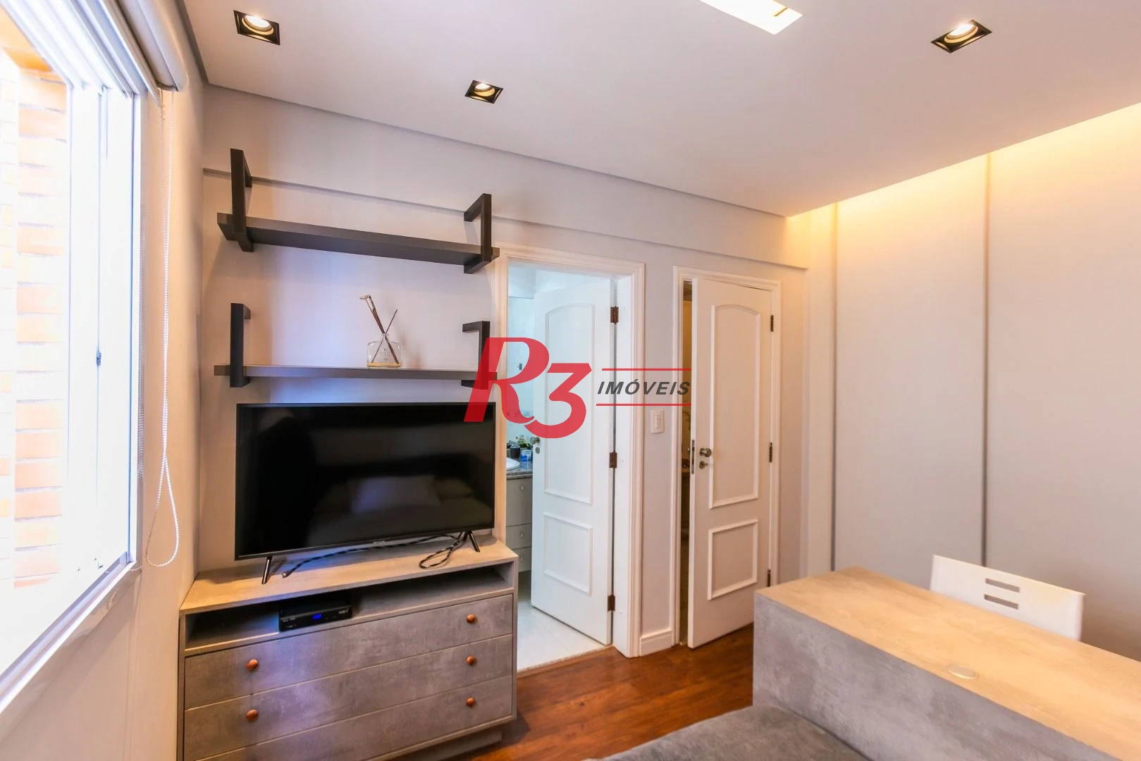 Apartamento para alugar, 204 m² por R$ 23.000,01/mês - Gonzaga - Santos/SP