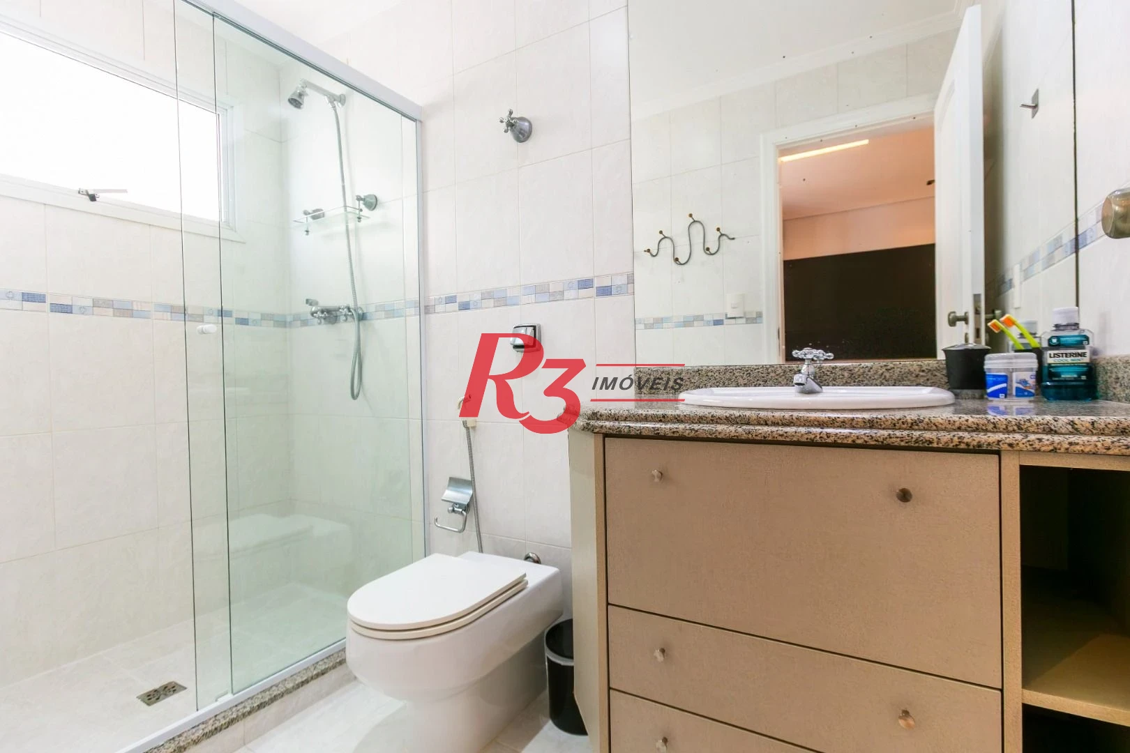 Apartamento para alugar, 204 m² por R$ 23.000,01/mês - Gonzaga - Santos/SP