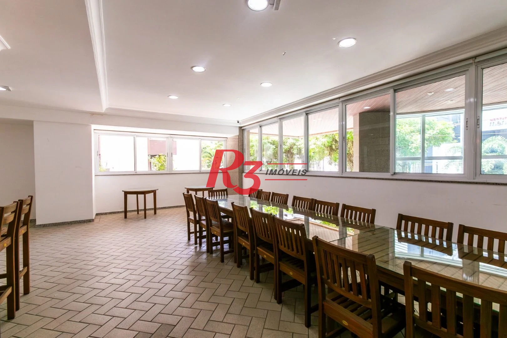 Apartamento para alugar, 204 m² por R$ 23.000,01/mês - Gonzaga - Santos/SP