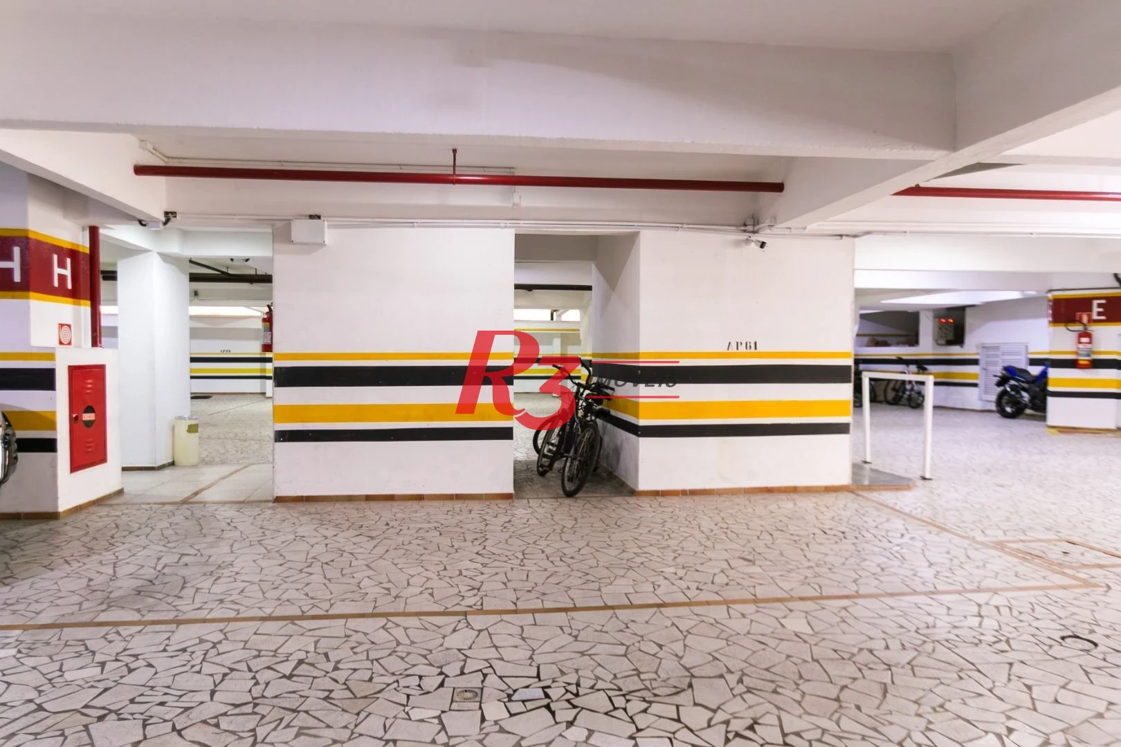 Apartamento para alugar, 204 m² por R$ 23.000,01/mês - Gonzaga - Santos/SP