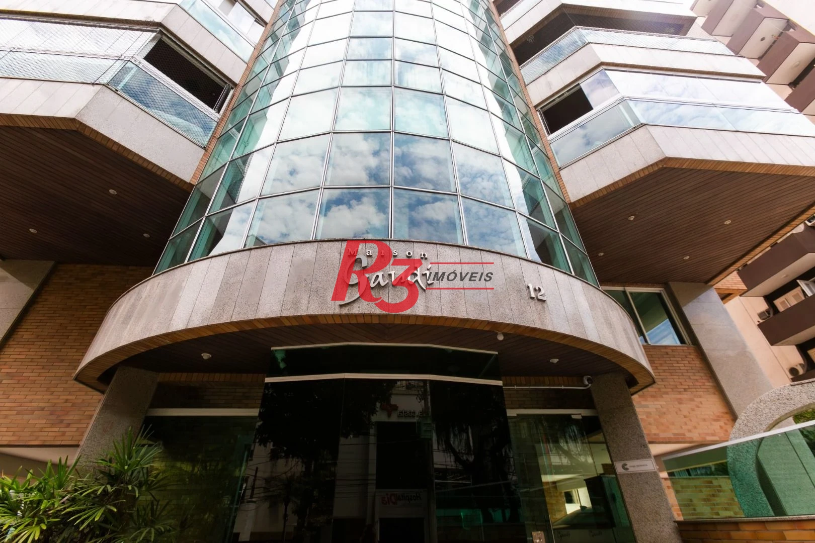 Apartamento para alugar, 204 m² por R$ 23.000,01/mês - Gonzaga - Santos/SP