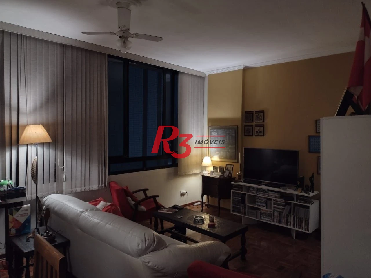 Apartamento com 3 dormitórios à venda, 120 m² por R$ 960.000,00 - Gonzaga - Santos/SP