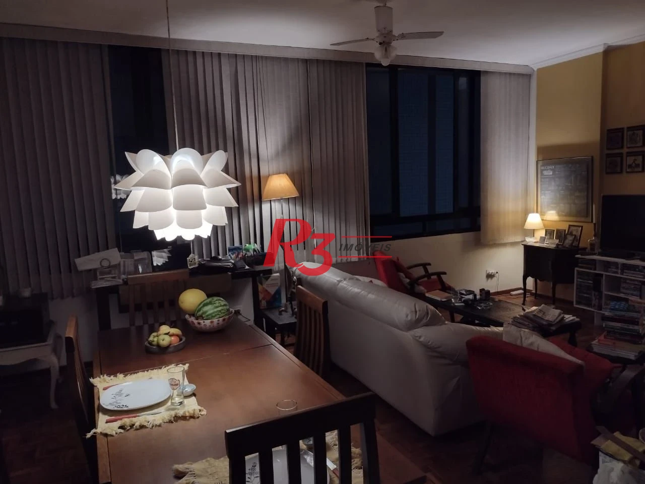 Apartamento com 3 dormitórios à venda, 120 m² por R$ 960.000,00 - Gonzaga - Santos/SP
