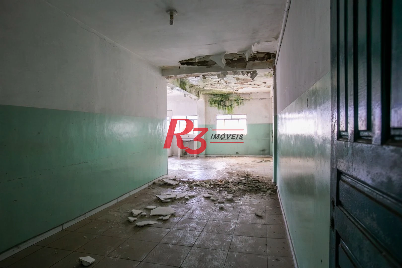 Galpão para alugar, 562 m² por R$ 11.009,00/mês - Macuco - Santos/SP