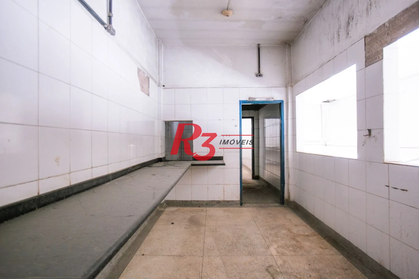 Galpão para alugar, 562 m² por R$ 11.009,00/mês - Macuco - Santos/SP