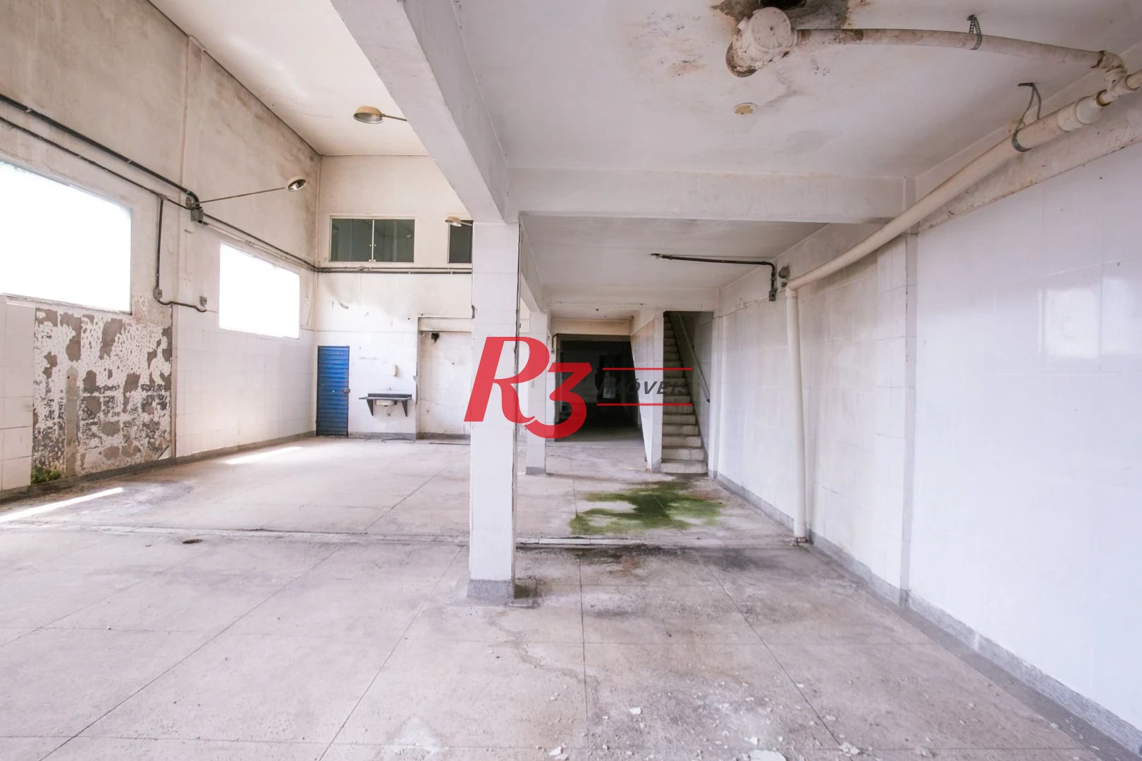 Galpão para alugar, 562 m² por R$ 11.009,00/mês - Macuco - Santos/SP
