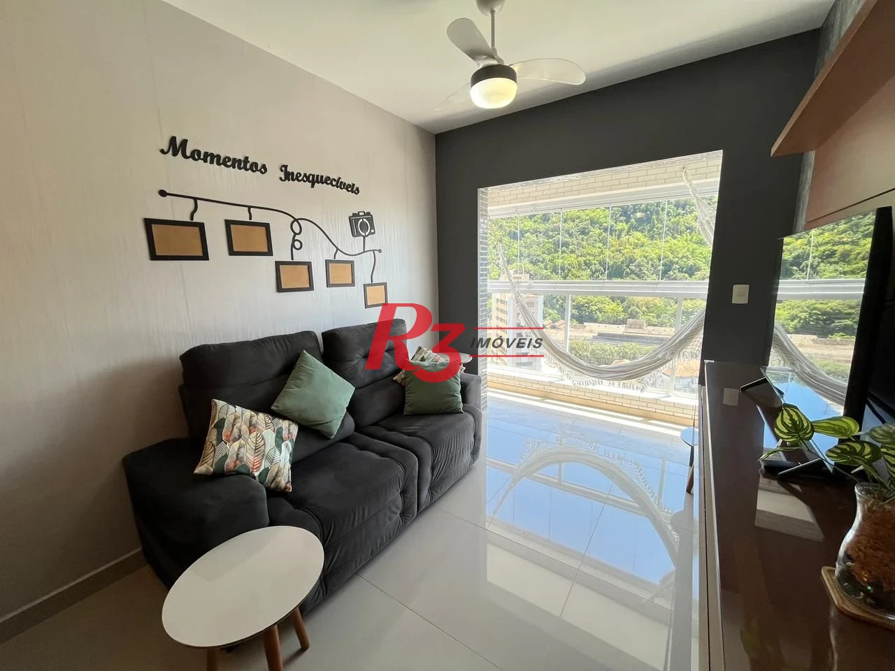 Apartamento com 2 dormitórios à venda, 54 m² por R$ 645.000,00 - Vila Matias - Santos/SP
