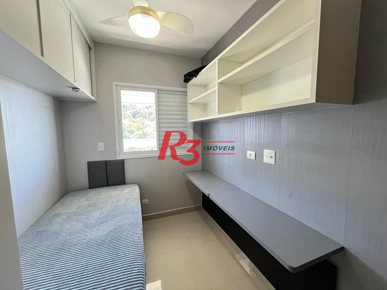 Apartamento com 2 dormitórios à venda, 54 m² por R$ 645.000,00 - Vila Matias - Santos/SP