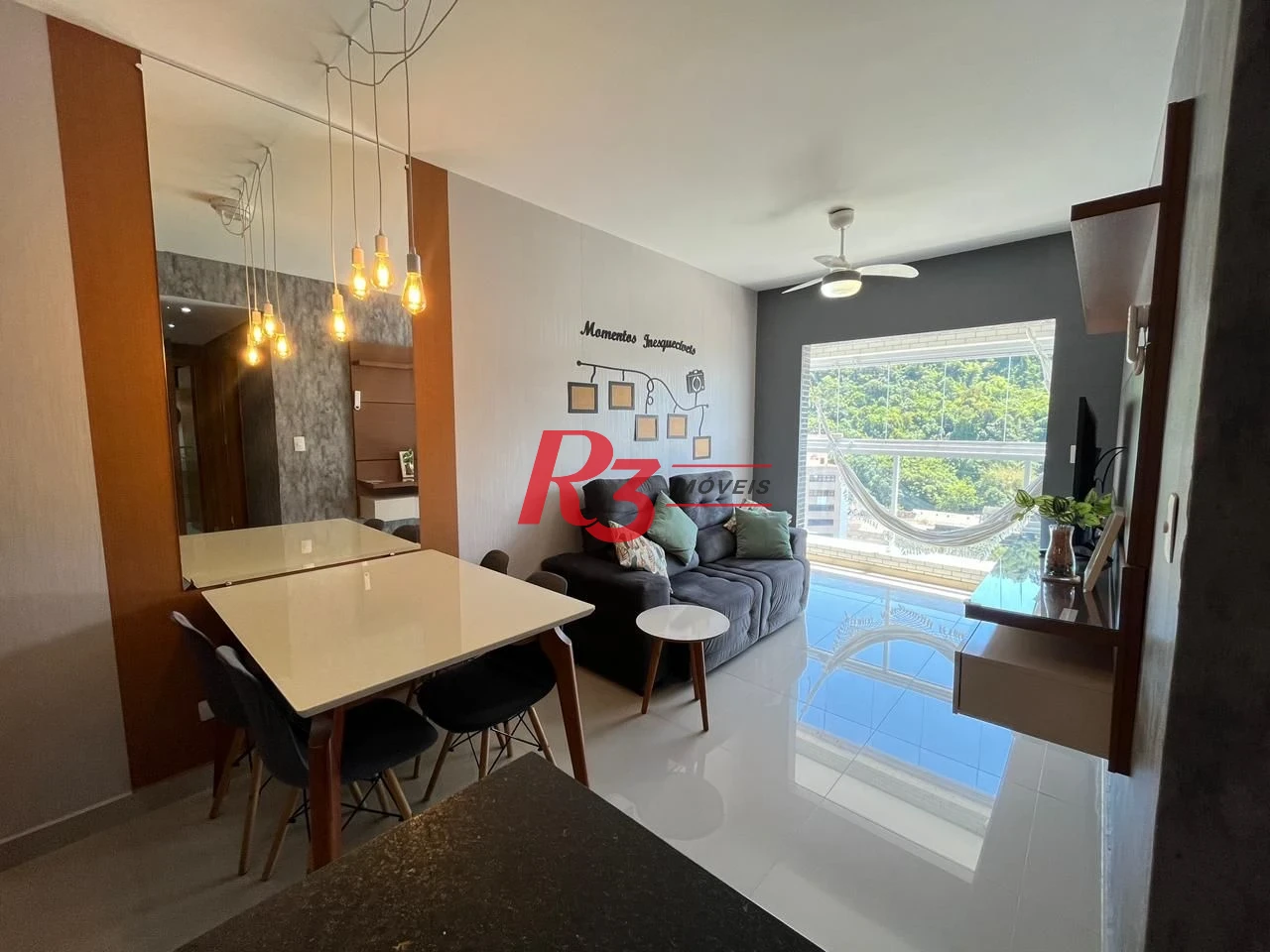 Apartamento com 2 dormitórios à venda, 54 m² por R$ 645.000,00 - Vila Matias - Santos/SP