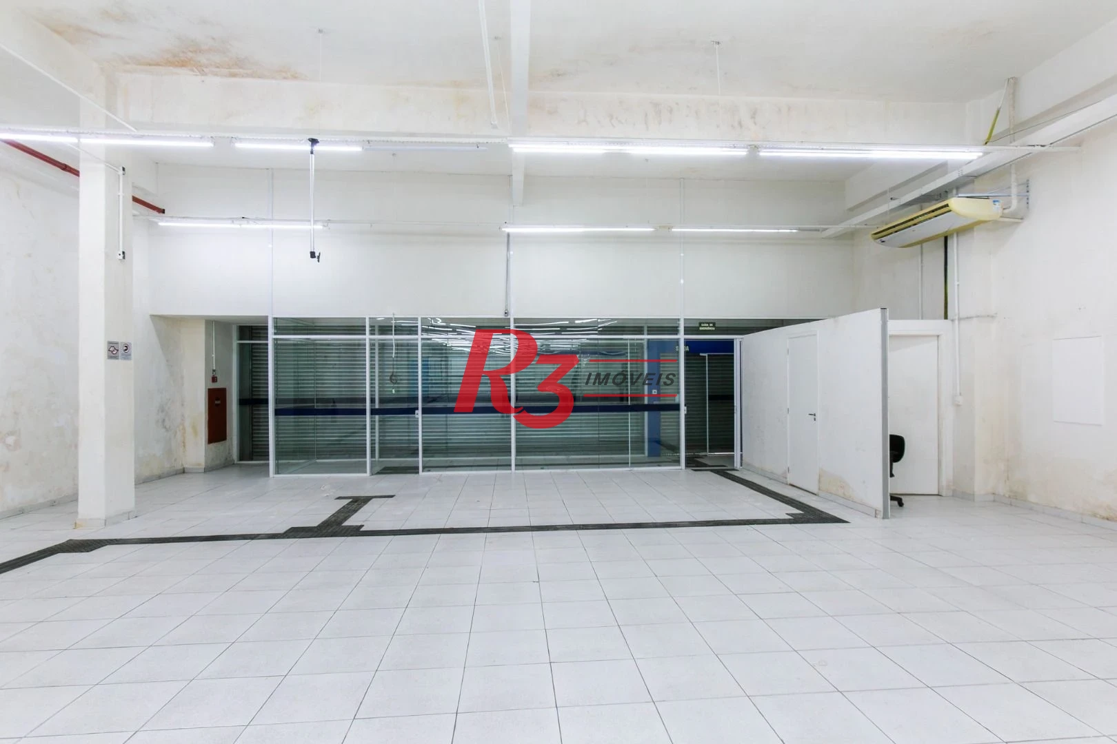 Loja para alugar, 2848 m² por R$ 59.900,00/mês - Centro - Santos/SP