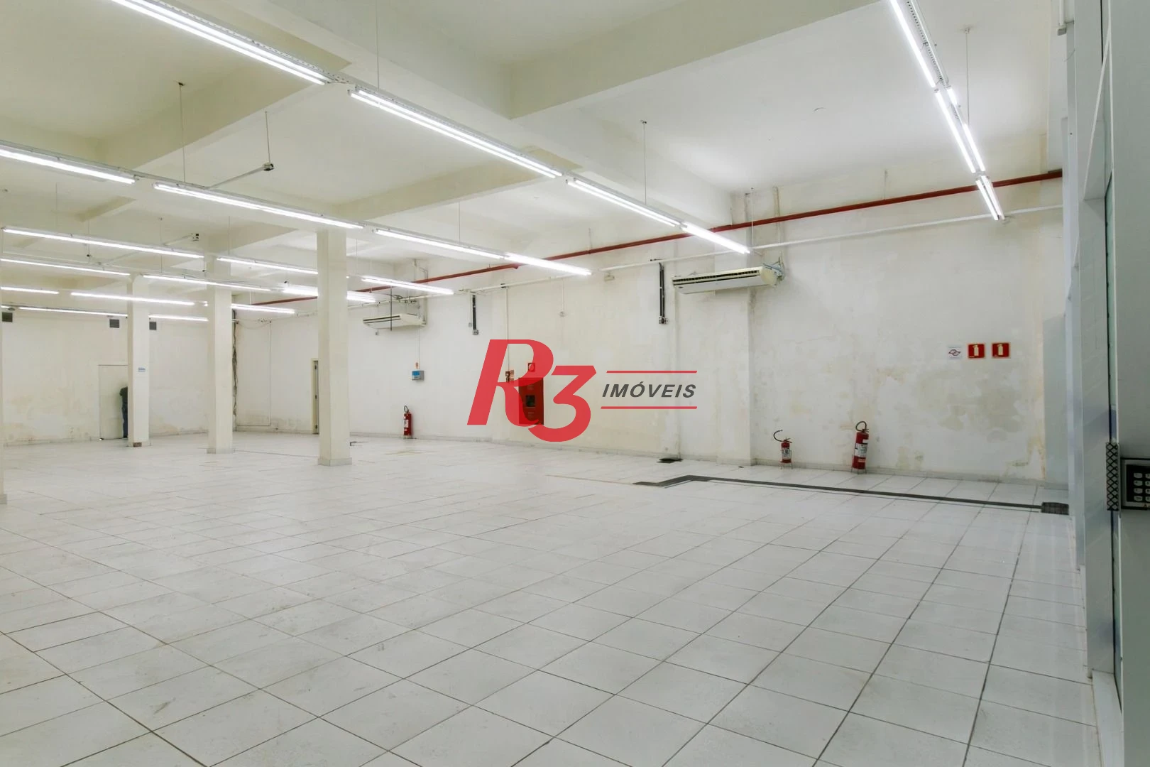 Loja para alugar, 2848 m² por R$ 59.900,00/mês - Centro - Santos/SP