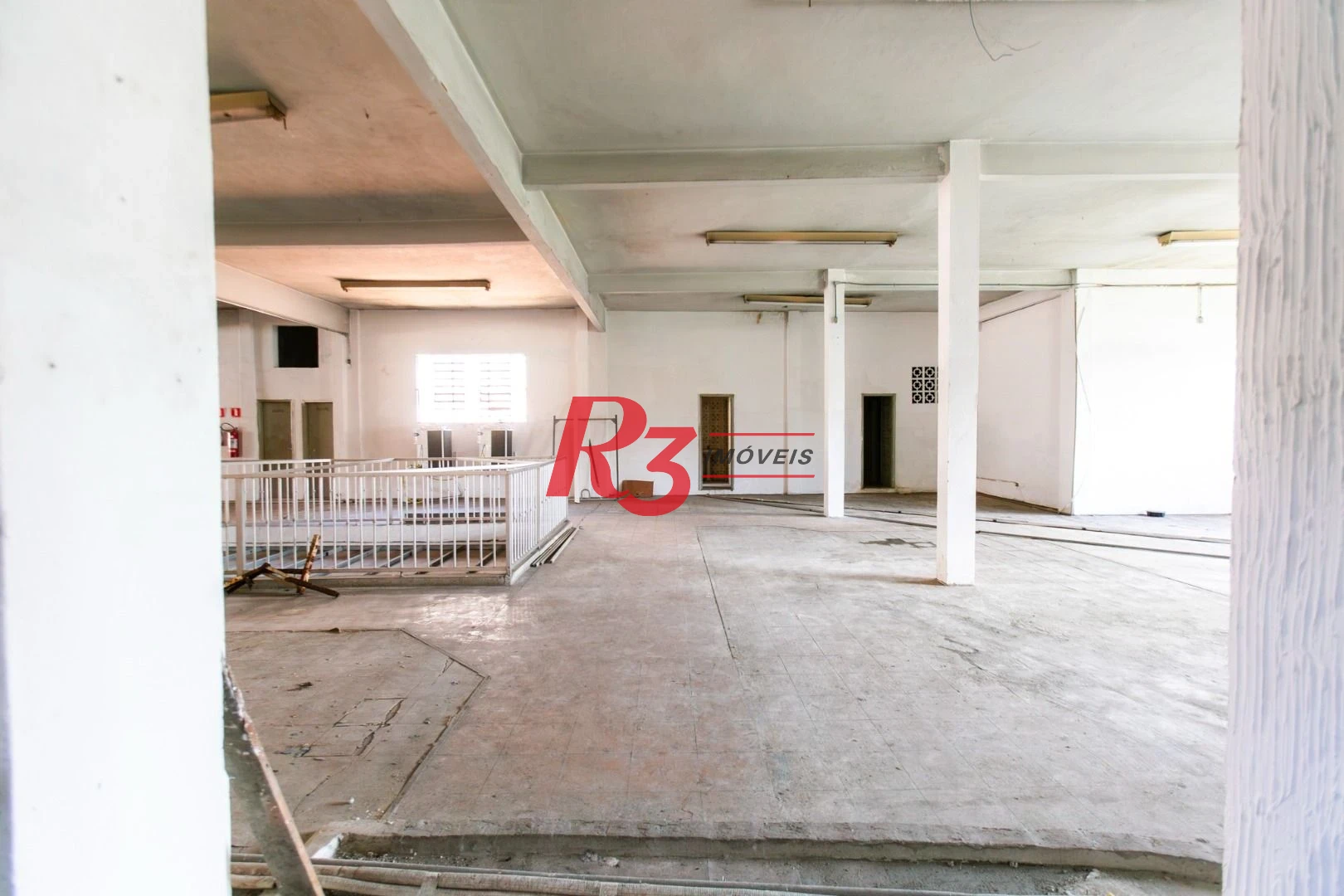 Loja para alugar, 2848 m² por R$ 59.900,00/mês - Centro - Santos/SP