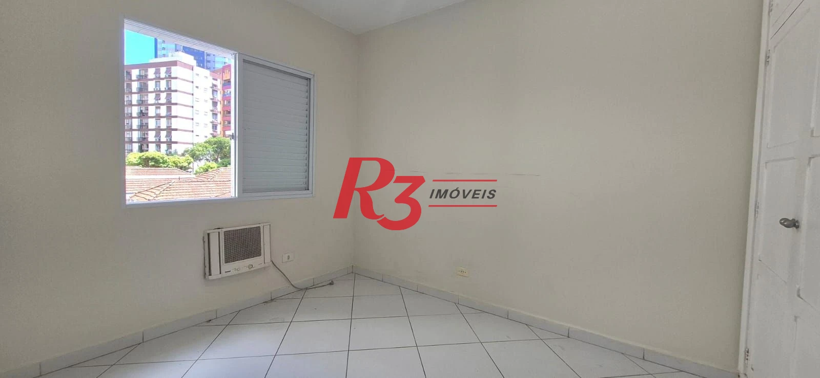 Apartamento com 1 dormitório à venda, 53 m² por R$ 390.000,00 - Boqueirão - Santos/SP
