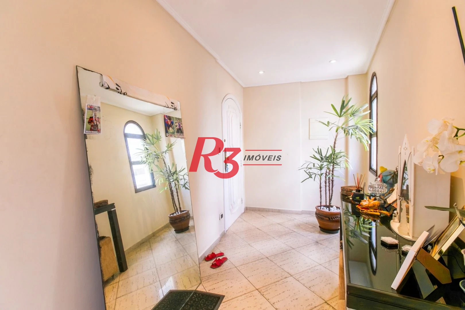 Cobertura com 3 dormitórios à venda, 274 m² por R$ 1.750.000,00 - Ponta da Praia - Santos/SP