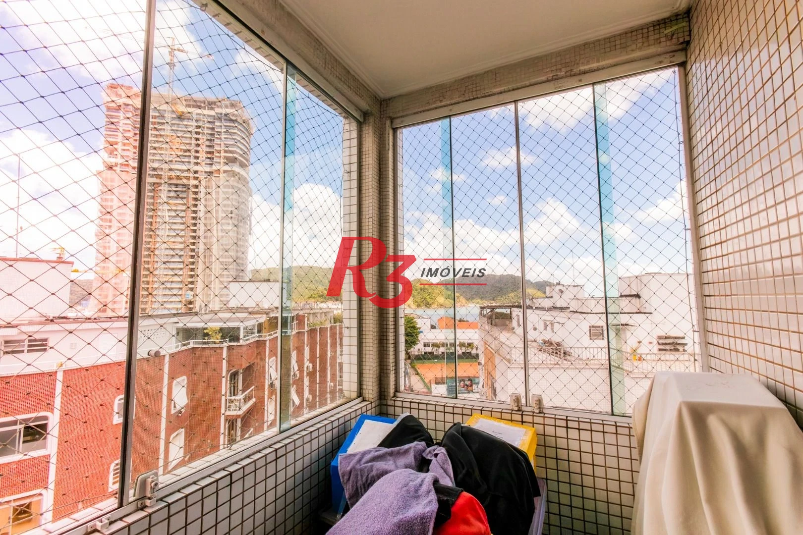 Cobertura com 3 dormitórios à venda, 274 m² por R$ 1.750.000,00 - Ponta da Praia - Santos/SP