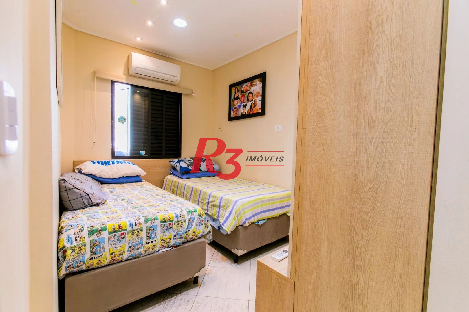 Cobertura com 3 dormitórios à venda, 274 m² por R$ 1.750.000,00 - Ponta da Praia - Santos/SP