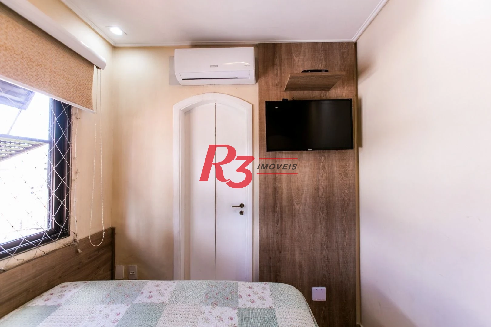 Cobertura com 3 dormitórios à venda, 274 m² por R$ 1.750.000,00 - Ponta da Praia - Santos/SP