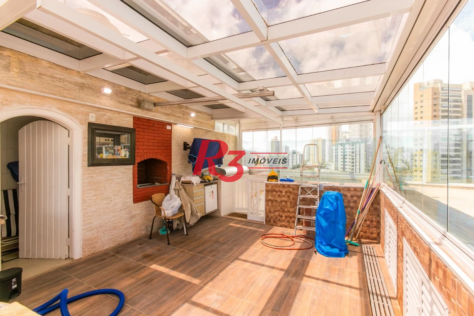 Cobertura com 3 dormitórios à venda, 274 m² por R$ 1.750.000,00 - Ponta da Praia - Santos/SP