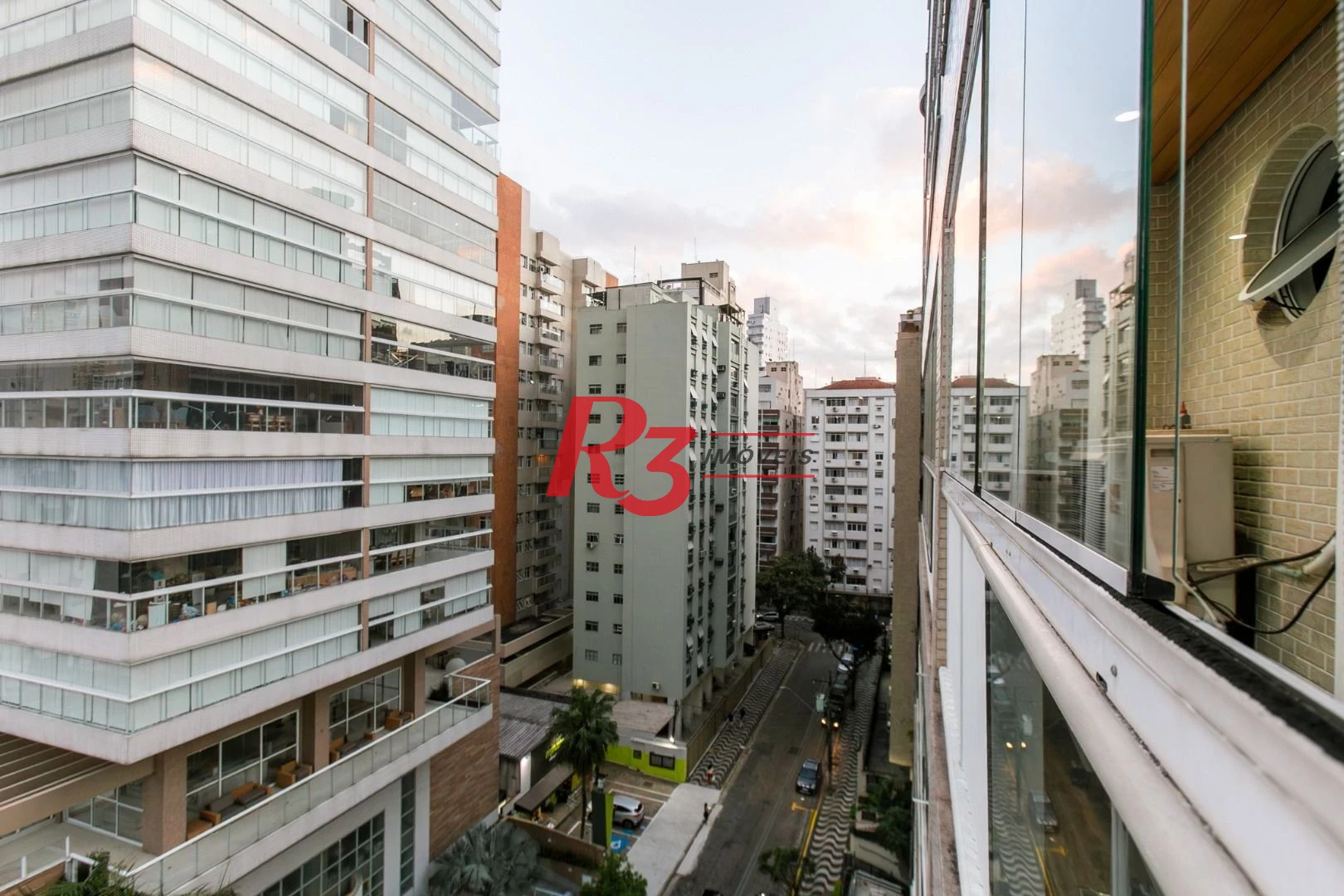 Apartamento à venda, 243 m² por R$ 2.900.000,00 - Gonzaga - Santos/SP