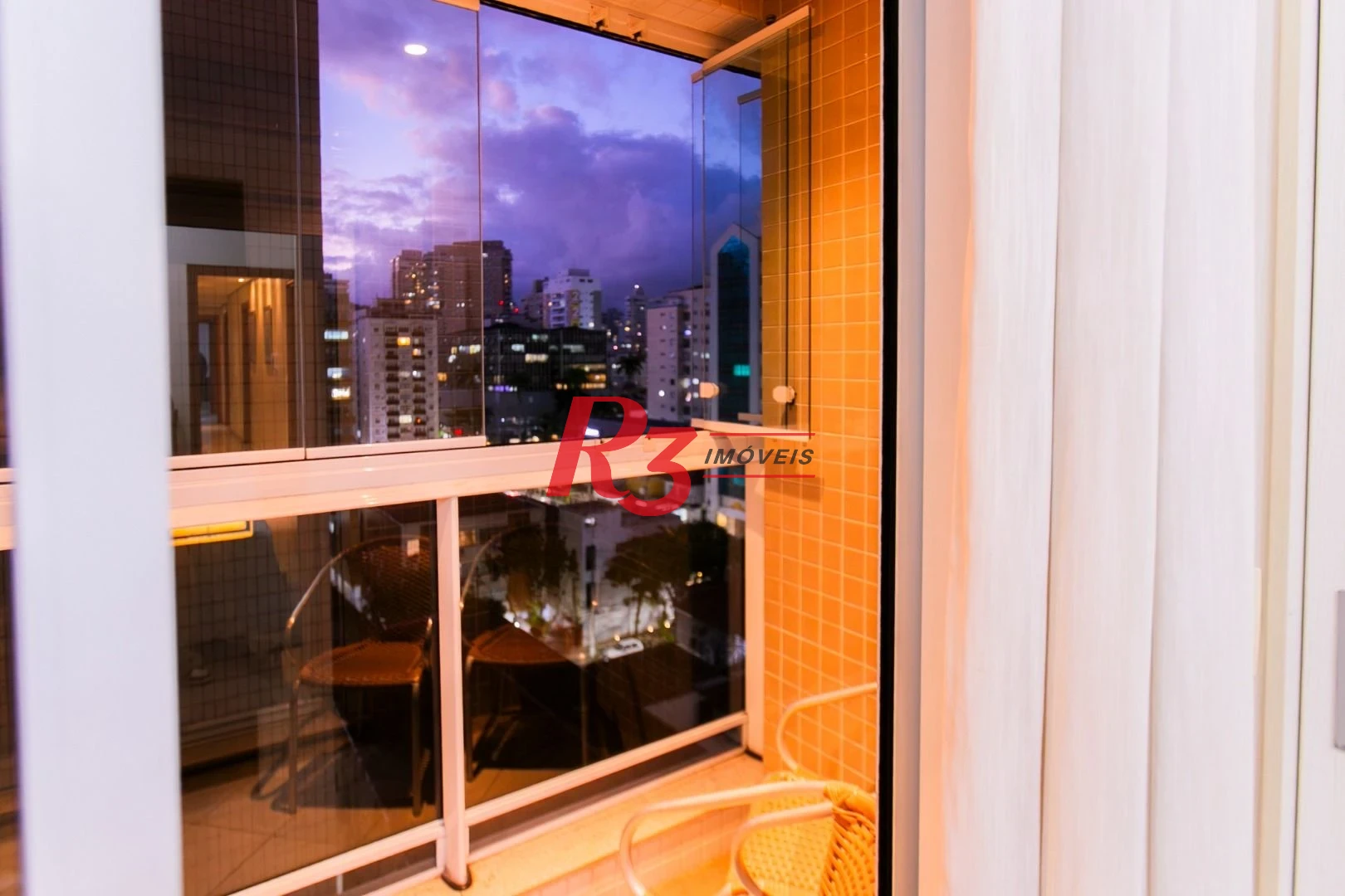 Apartamento à venda, 243 m² por R$ 2.900.000,00 - Gonzaga - Santos/SP