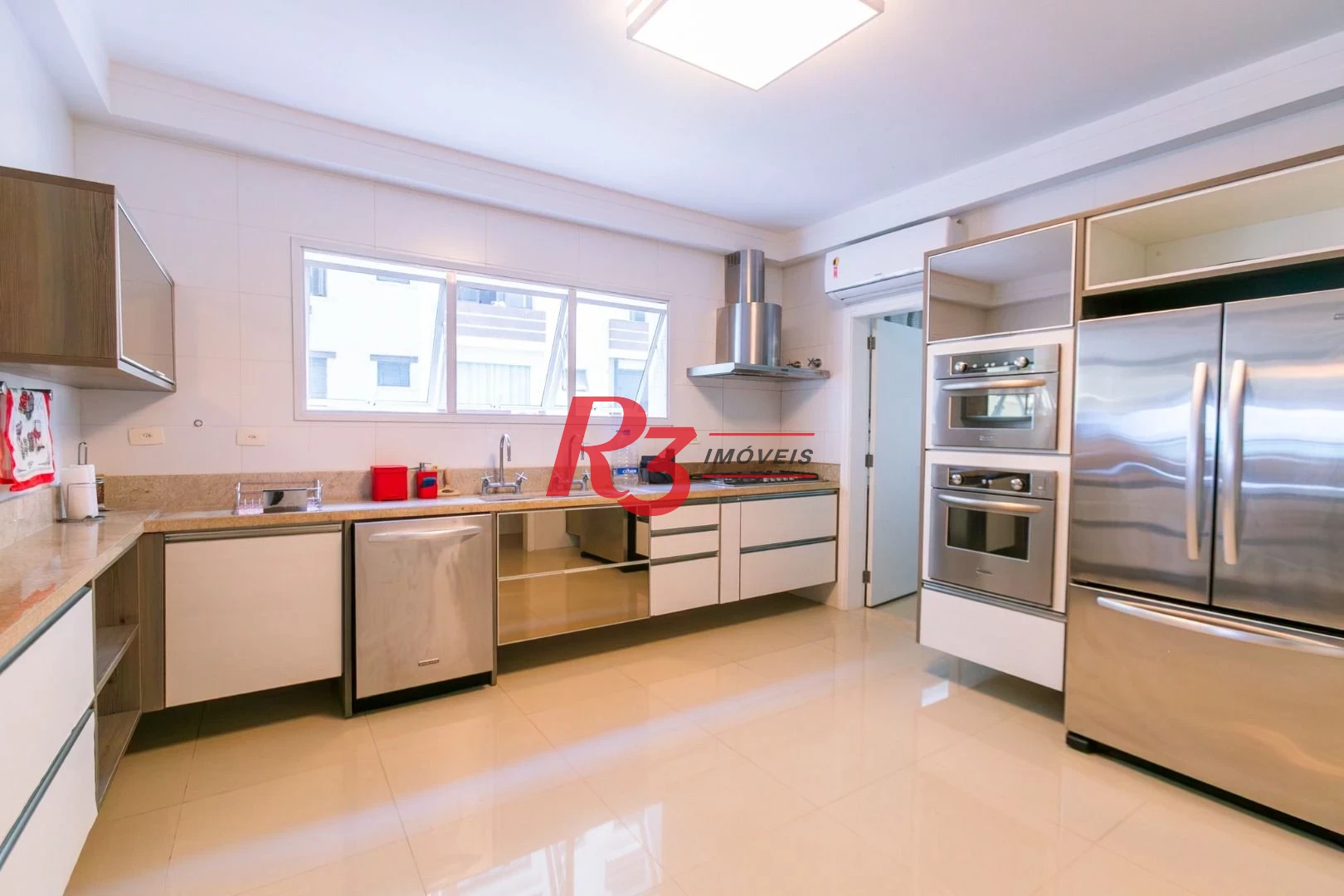 Apartamento à venda, 475 m² por R$ 14.000.000,00 - Gonzaga - Santos/SP