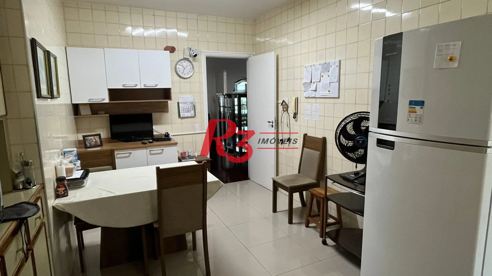 Apartamento com 3 dormitórios à venda, 130 m² por R$ 1.300.000,00 - Gonzaga - Santos/SP