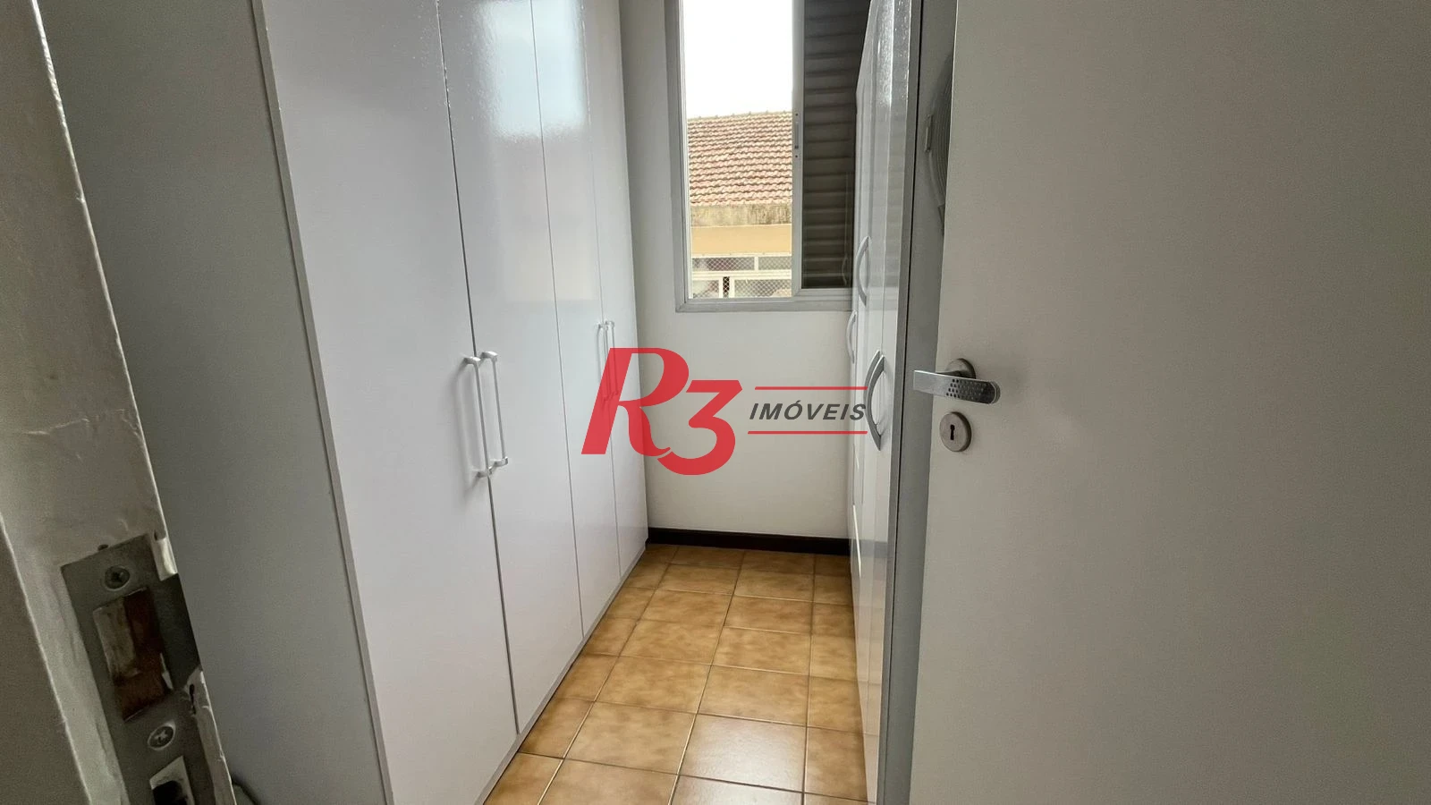 Apartamento com 3 dormitórios à venda, 130 m² por R$ 1.300.000,00 - Gonzaga - Santos/SP