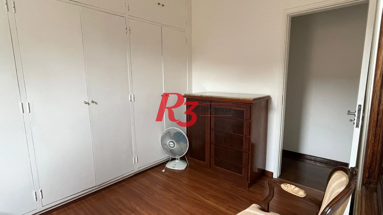 Apartamento com 3 dormitórios à venda, 130 m² por R$ 1.300.000,00 - Gonzaga - Santos/SP