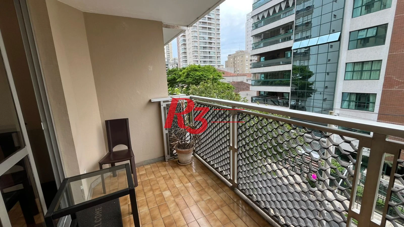 Apartamento com 3 dormitórios à venda, 130 m² por R$ 1.300.000,00 - Gonzaga - Santos/SP