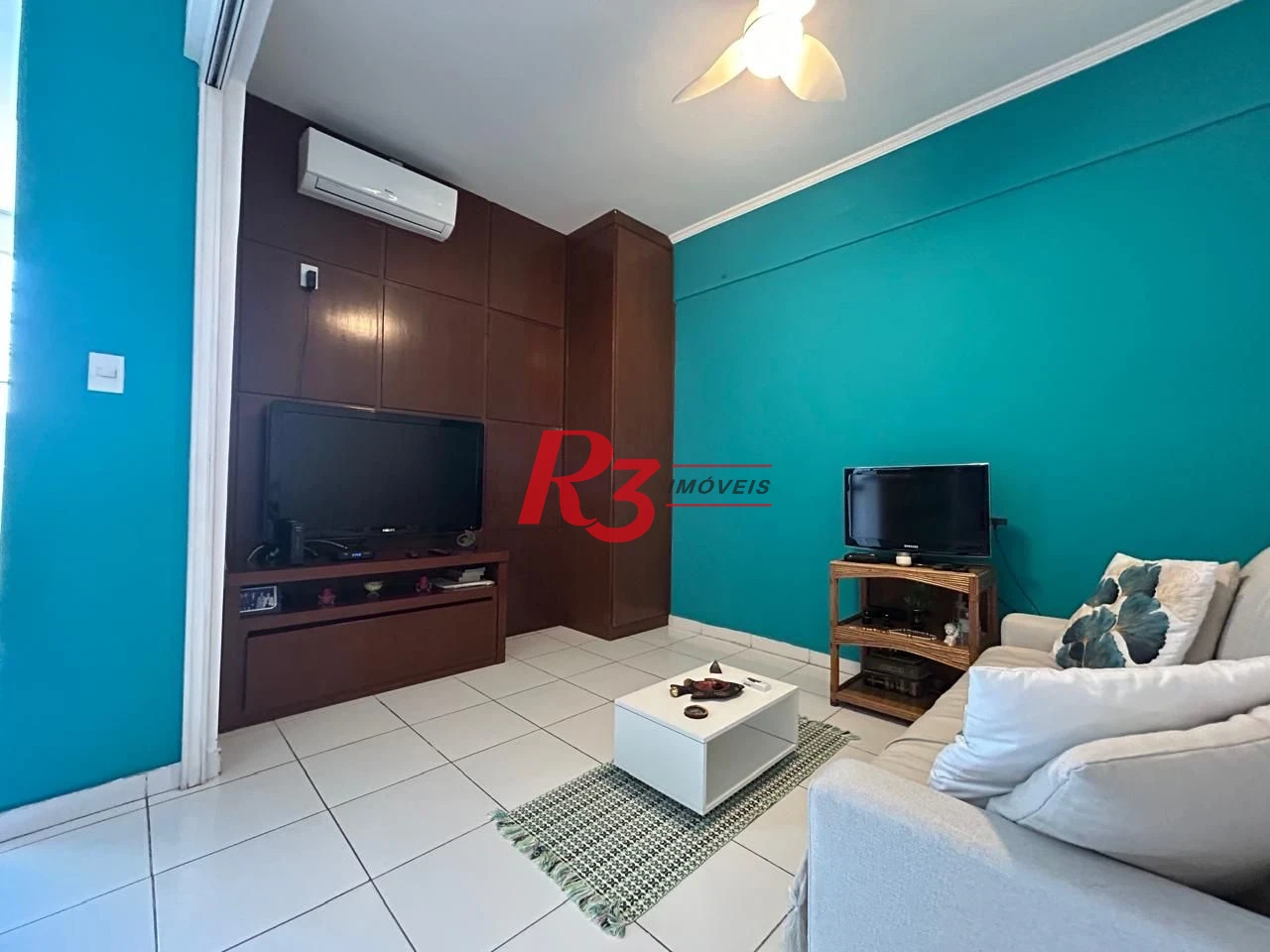 Apartamento com 2 dormitórios à venda, 57 m² por R$ 469.000,00 - Boqueirão - Santos/SP