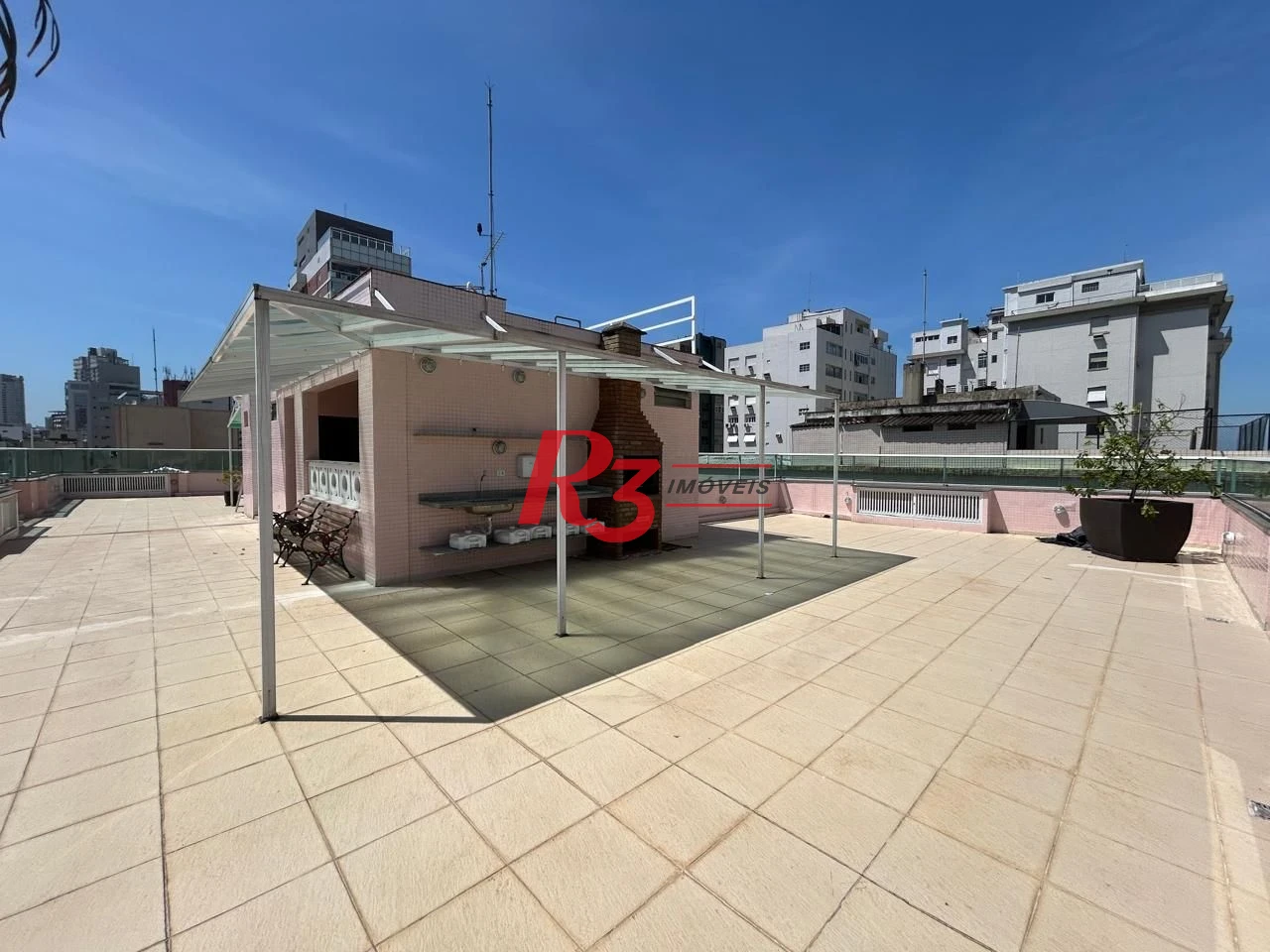 Apartamento com 2 dormitórios à venda, 57 m² por R$ 469.000,00 - Boqueirão - Santos/SP