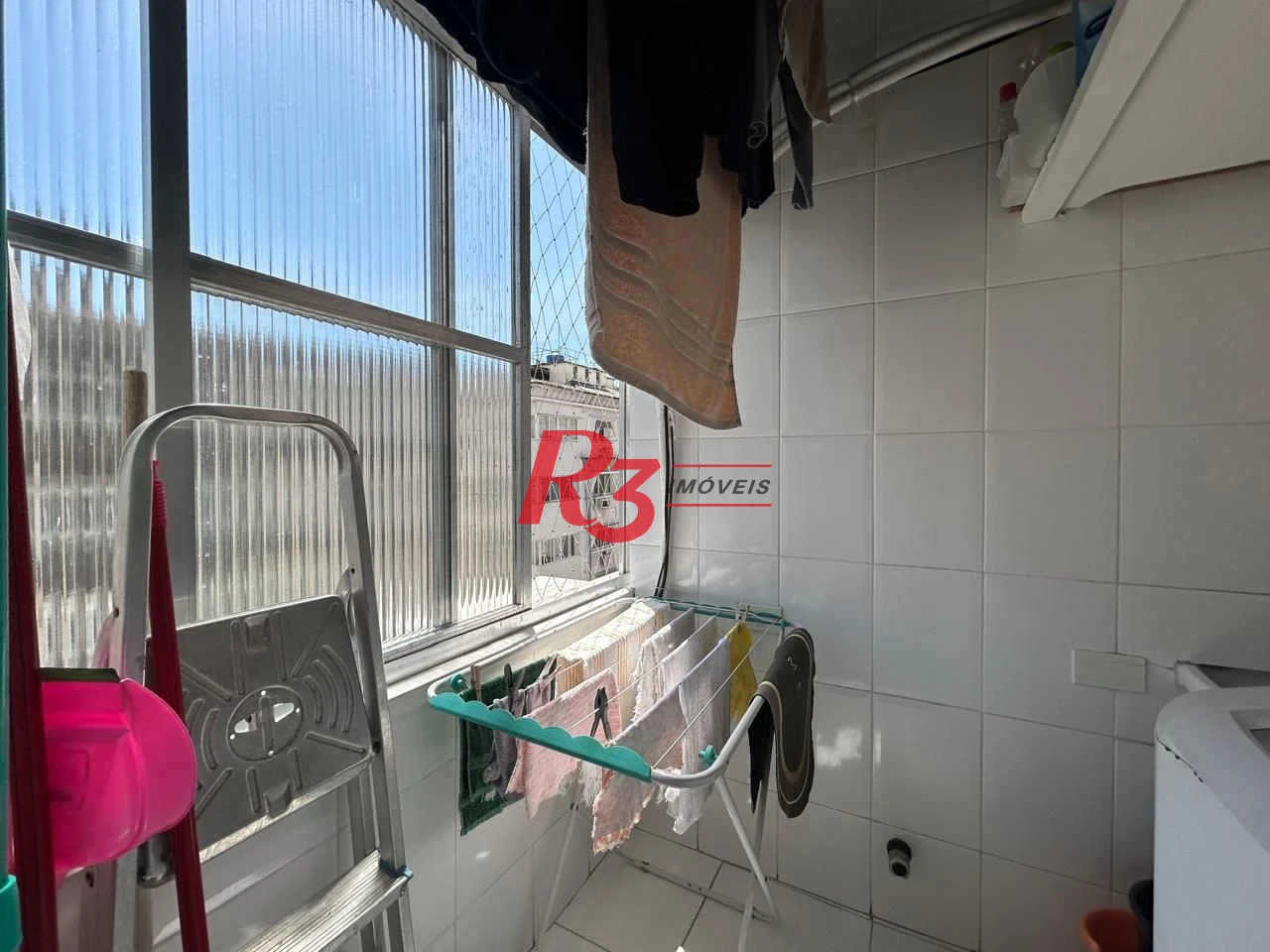 Apartamento com 2 dormitórios à venda, 57 m² por R$ 469.000,00 - Boqueirão - Santos/SP