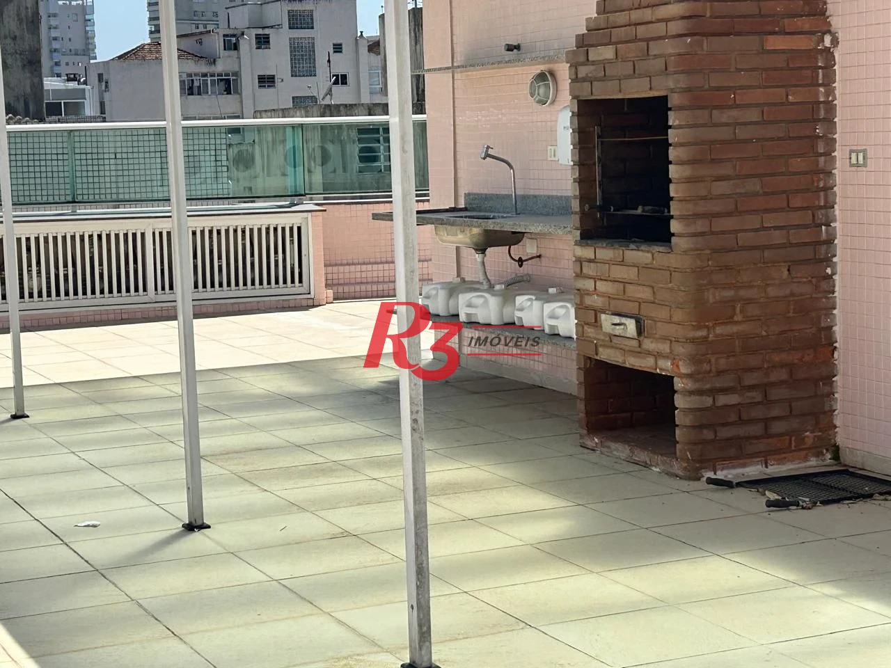 Apartamento com 2 dormitórios à venda, 57 m² por R$ 469.000,00 - Boqueirão - Santos/SP