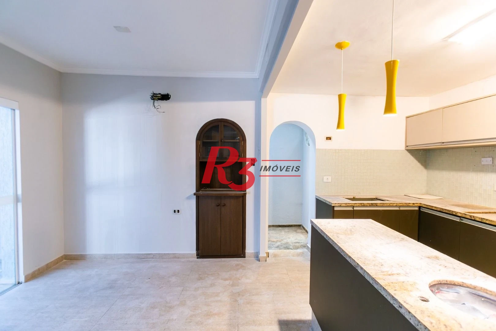 Sobrado para alugar, 176 m² por R$ 12.000,00/mês - Gonzaga - Santos/SP