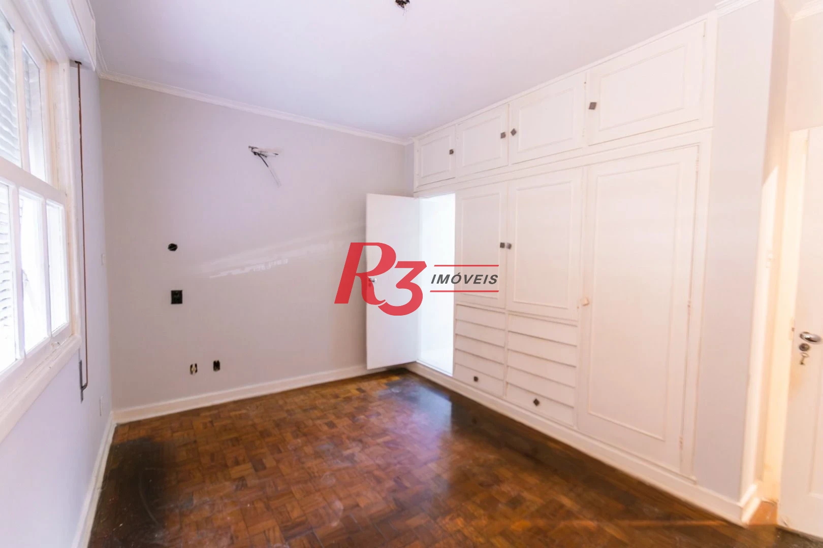 Sobrado para alugar, 176 m² por R$ 12.000,00/mês - Gonzaga - Santos/SP