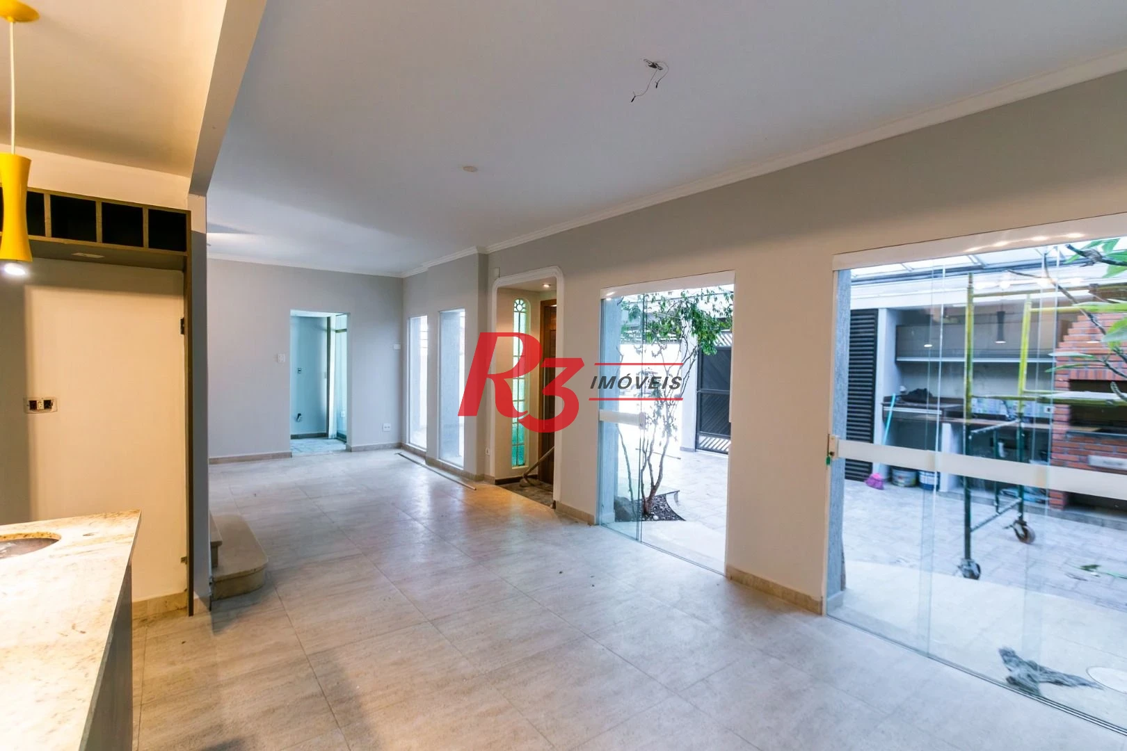 Sobrado para alugar, 176 m² por R$ 12.000,00/mês - Gonzaga - Santos/SP