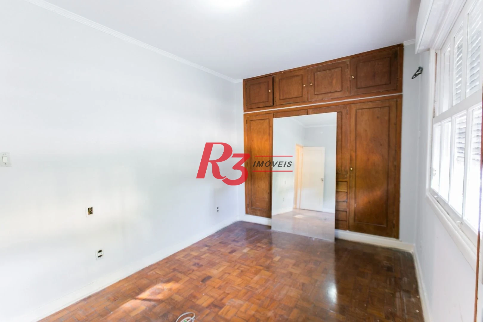 Sobrado para alugar, 176 m² por R$ 12.000,00/mês - Gonzaga - Santos/SP