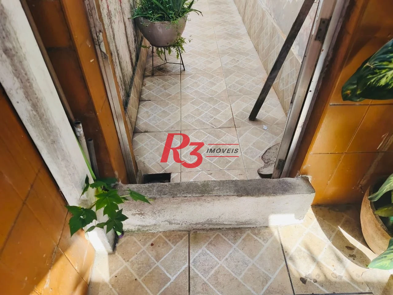 Terreno à venda, 120 m² por R$ 290.000,00 - Santa Maria - Santos/SP