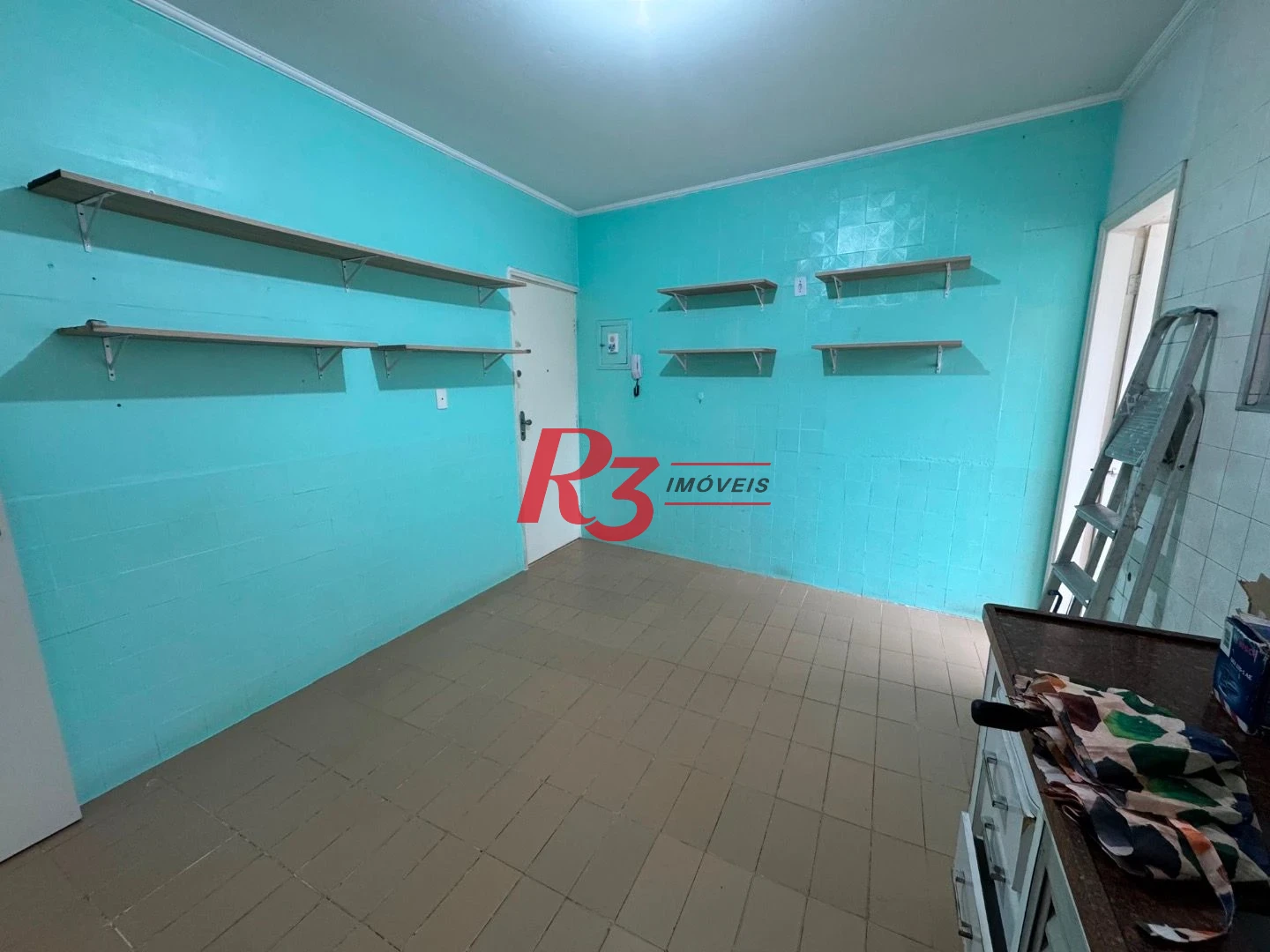 Apartamento com 3 dormitórios para alugar, 100 m² por R$ 3.300,02/mês - Embaré - Santos/SP
