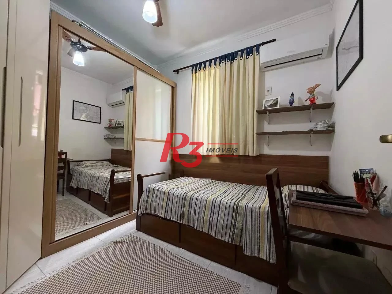 Village com 3 dormitórios à venda, 110 m² por R$ 750.000,00 - José Menino - Santos/SP