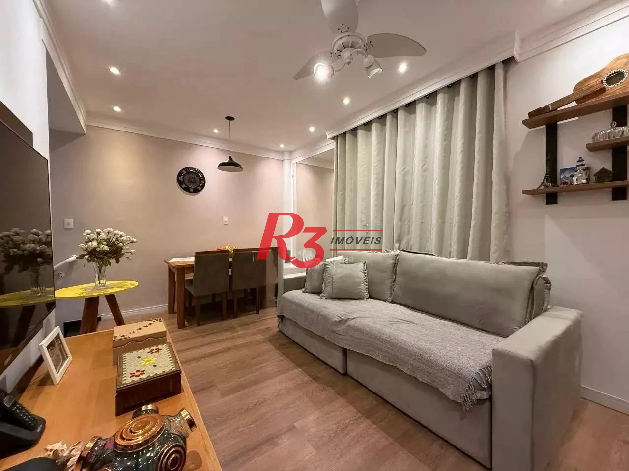 Village com 3 dormitórios à venda, 110 m² por R$ 750.000,00 - José Menino - Santos/SP