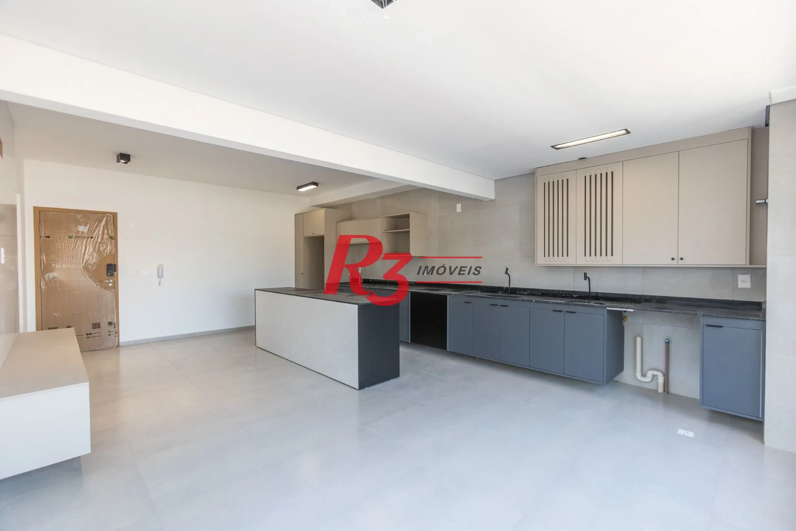 Apartamento com 2 dormitórios para alugar, 70 m² por R$ 4.847,92/mês - José Menino - Santos/SP