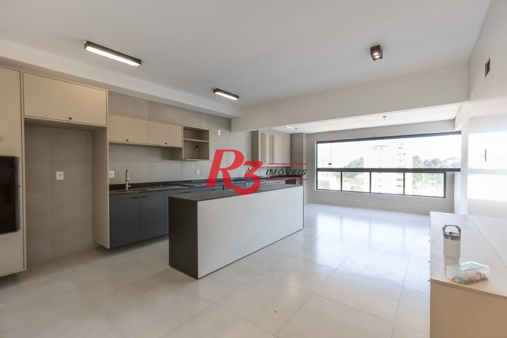 Apartamento com 2 dormitórios para alugar, 70 m² por R$ 4.847,92/mês - José Menino - Santos/SP