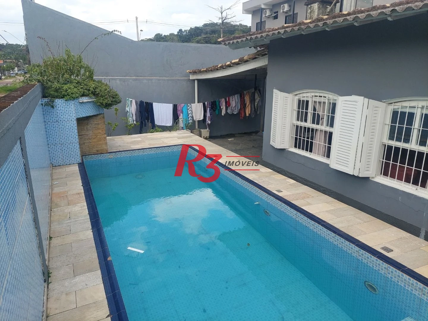 Casa com 4 dormitórios à venda, 375 m² por R$ 670.000,00 - Balneário Praia do Pernambuco - Guarujá/SP