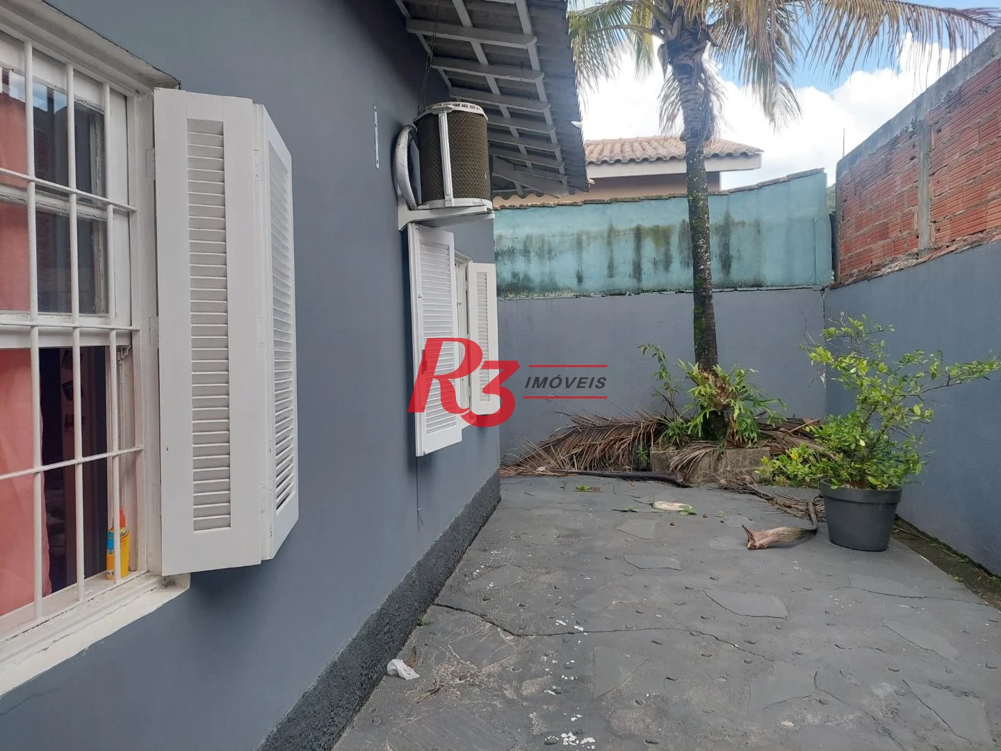 Casa com 4 dormitórios à venda, 375 m² por R$ 670.000,00 - Balneário Praia do Pernambuco - Guarujá/SP