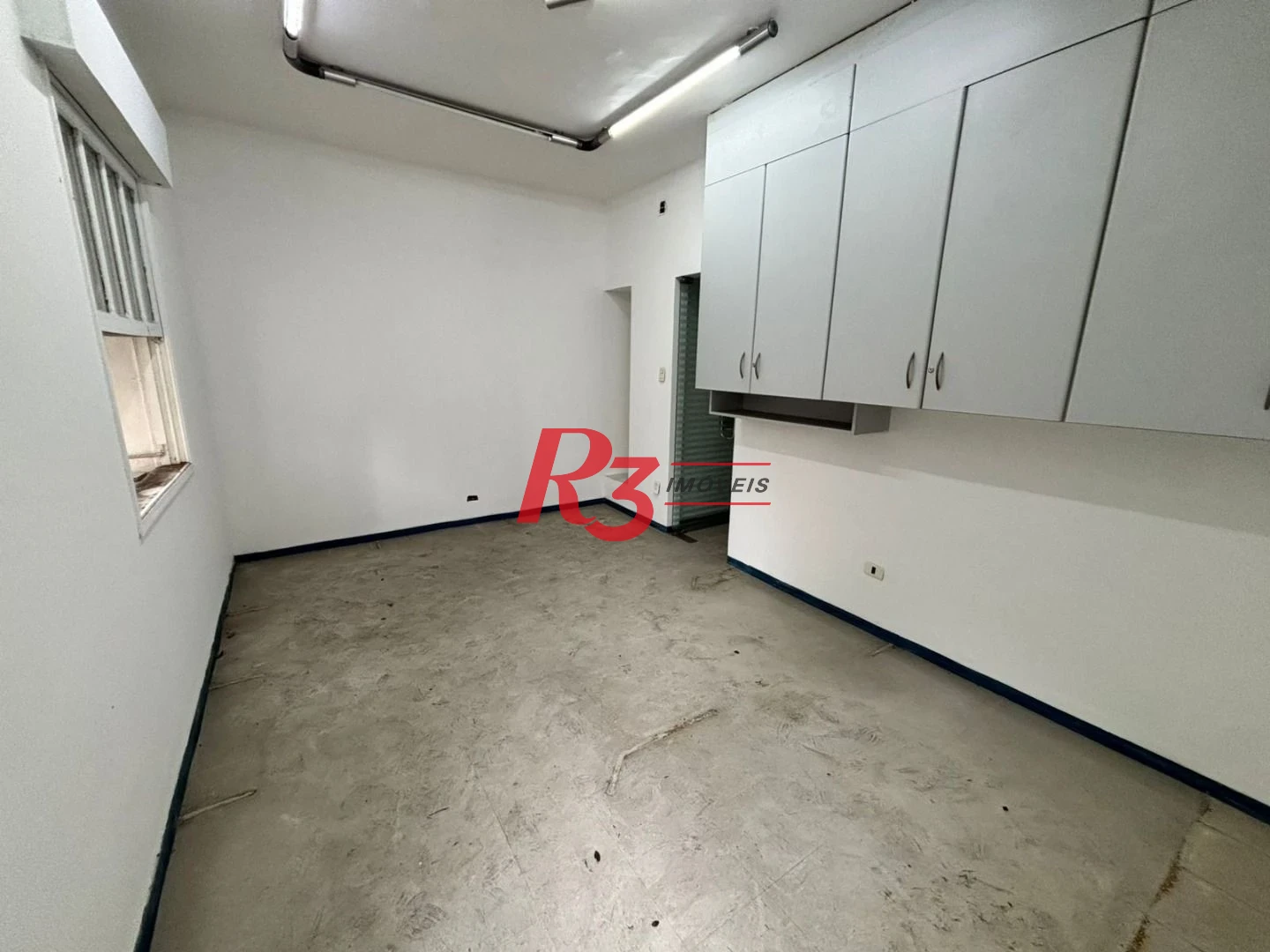 Sobrado com 3 dormitórios para alugar, 235 m² por R$ 15.900,00/mês - Gonzaga - Santos/SP