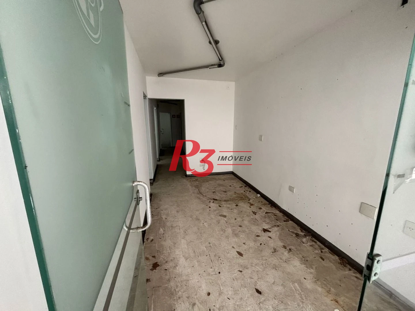 Sobrado com 3 dormitórios para alugar, 235 m² por R$ 15.900,00/mês - Gonzaga - Santos/SP