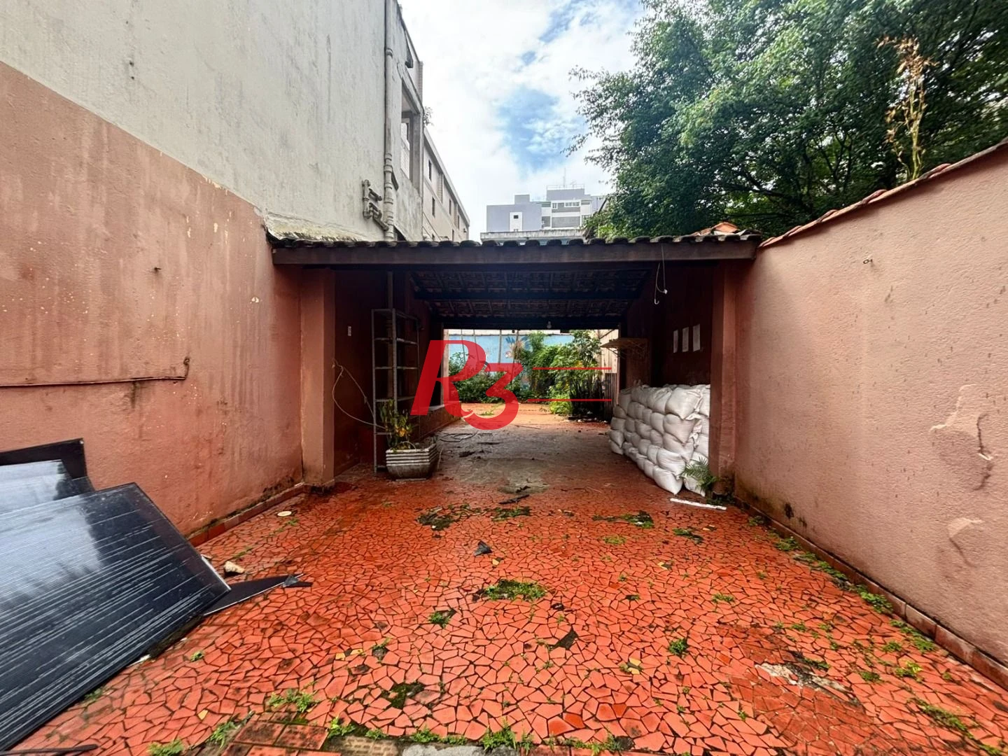 Casa com 4 dormitórios à venda, 139 m² por R$ 1.000.000,00 - Embaré - Santos/SP