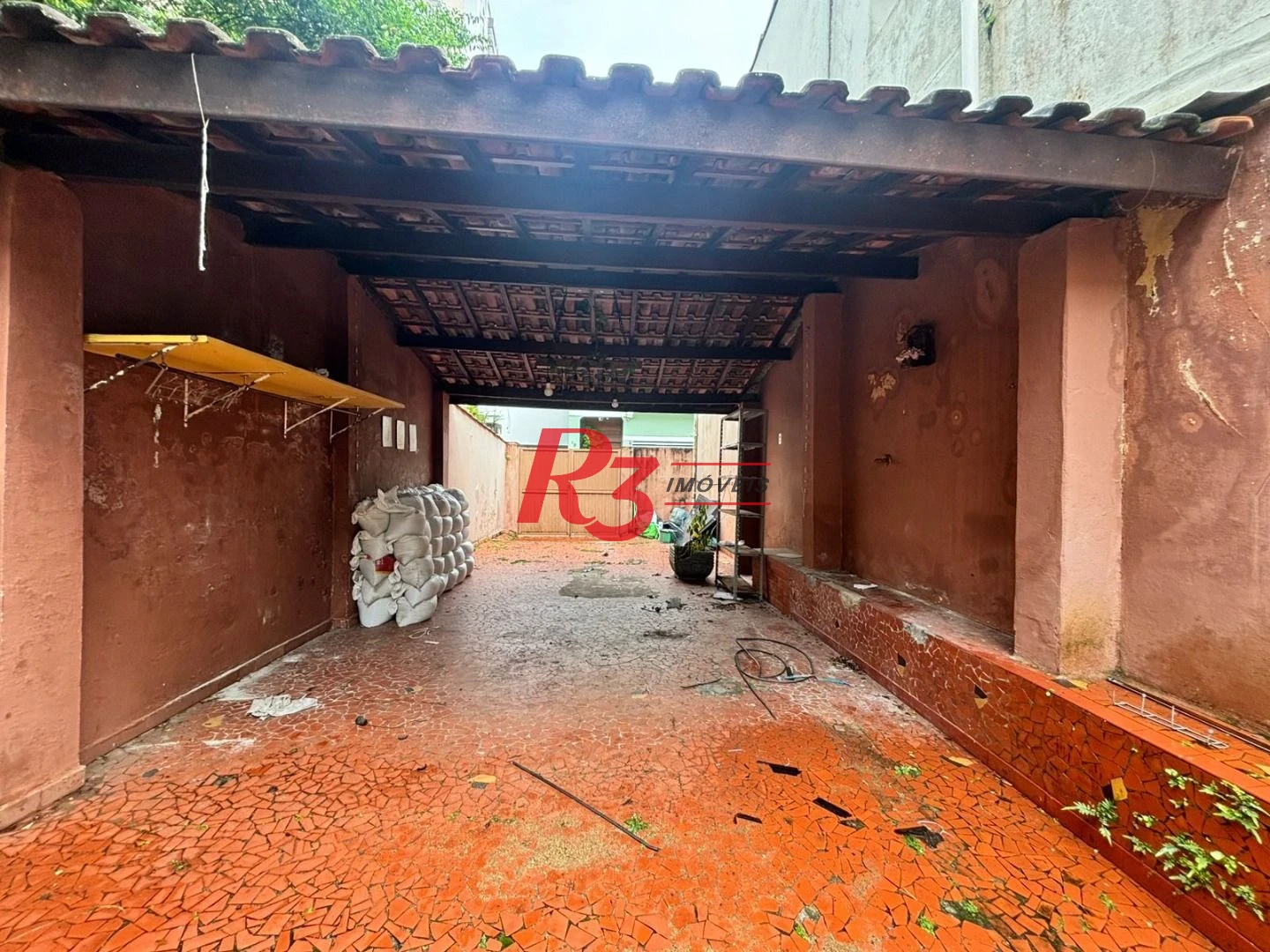 Casa com 4 dormitórios à venda, 139 m² por R$ 1.000.000,00 - Embaré - Santos/SP